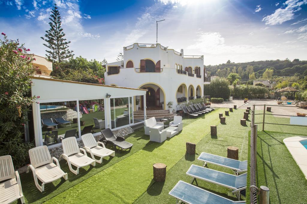 Villa Silvia Кастельдачча Экстерьер фото